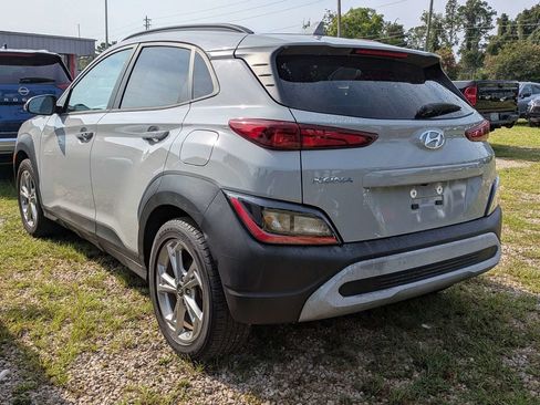 Used 2023 Hyundai Kona SEL FWD image 3