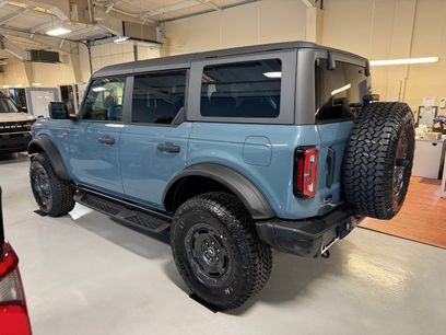 New 2025 Ford Bronco Badlands w/ Sasquatch Package