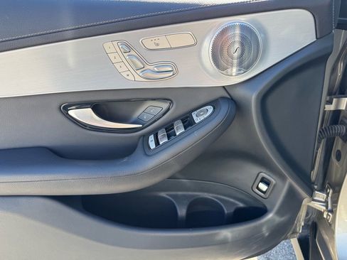 Used 2020 Mercedes-Benz GLC 300 GLC 300 image 14