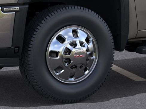 New 2026 GMC Sierra 3500 SLE image 9