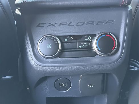 New 2026 Ford Explorer ST-Line image 25