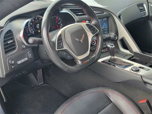 Used 2019 Chevrolet Corvette Z06 image 9