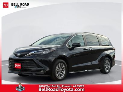 Used 2025 Toyota Sienna XLE