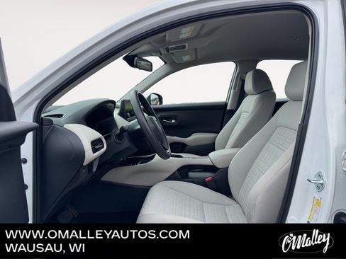 Used 2025 Honda HR-V LX image 10