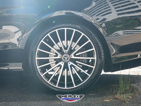 Used 2016 Mercedes-Benz S 550 Sedan image 12