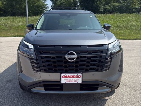 New 2026 Nissan Pathfinder SL AWD/4WD image 3