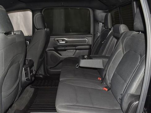 Certified 2019 RAM 1500 Big Horn AWD/4WD image 34
