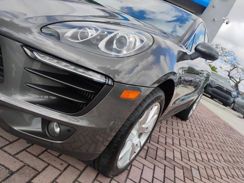 Used 2016 Porsche Macan S AWD/4WD image 50