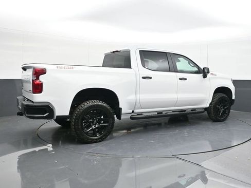 New 2026 Chevrolet Silverado 1500 Custom Trail Boss AWD/4WD image 15