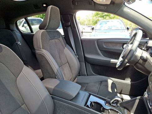 Used 2023 Volvo C40 P8 Recharge Ultimate w/ Protection Package Premier AWD/4WD image 15