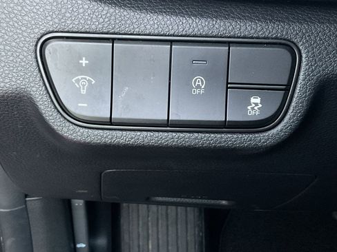 Used 2025 Kia Seltos S image 26