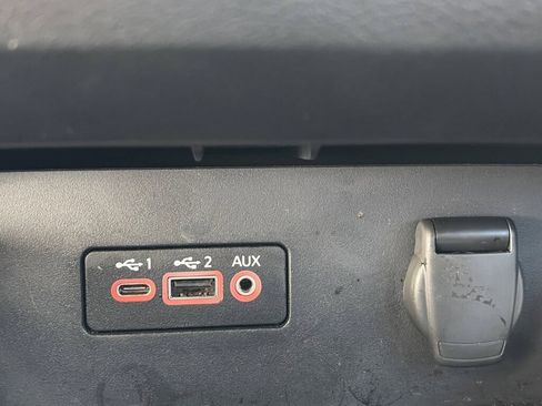 Certified 2025 Nissan Altima 2.5 SR image 18