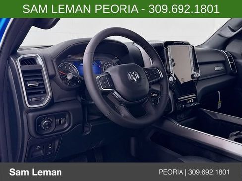 New 2026 RAM 1500 Big Horn AWD/4WD image 9