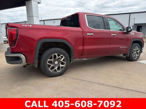 Used 2024 GMC Sierra 1500 SLT AWD/4WD image 3