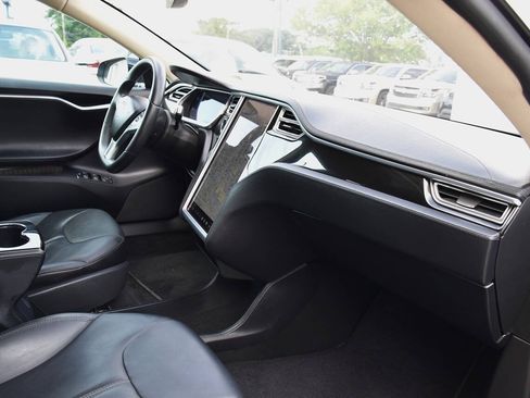 Used 2013 Tesla Model S RWD image 17