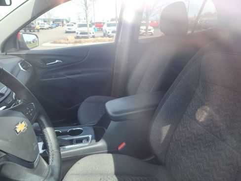Used 2024 Chevrolet Equinox LT w/ LPO, Floor Liner Package AWD/4WD image 10