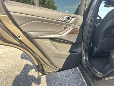 Used 2023 BMW X5 xDrive40i image 12