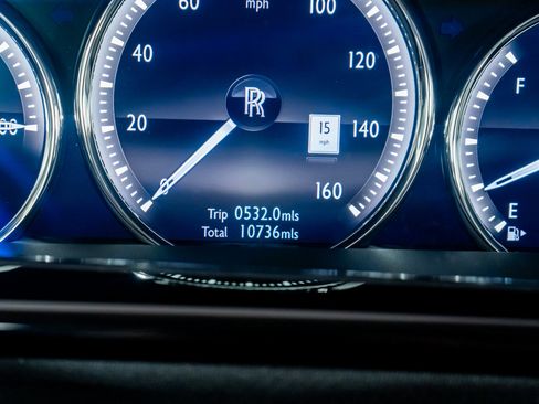 Used 2019 Rolls-Royce Phantom Sedan image 43