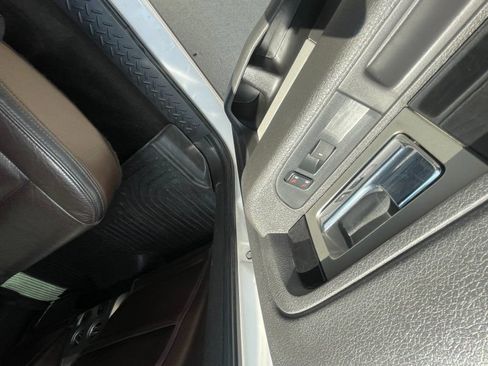 Used 2011 Ford F150 Platinum AWD/4WD image 17
