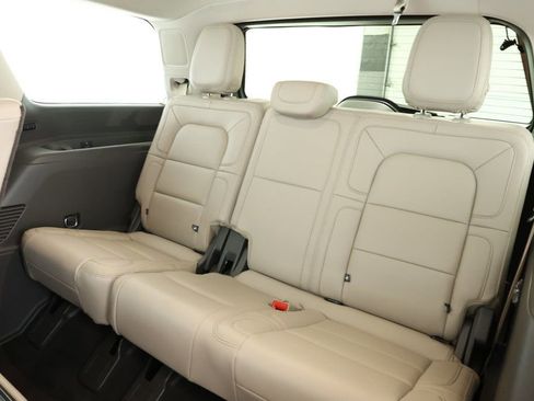 Used 2022 Lincoln Navigator Reserve w/ Equipment Group 201A image 20