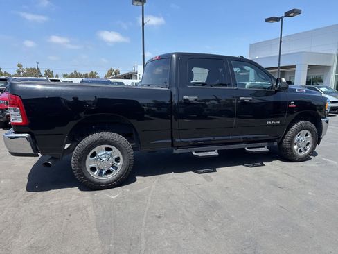 Used 2022 RAM 2500 Big Horn AWD/4WD image 12