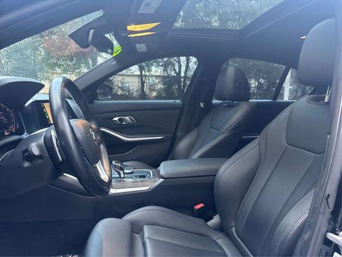 Used 2020 BMW 330i Sedan w/ Convenience Package image 9