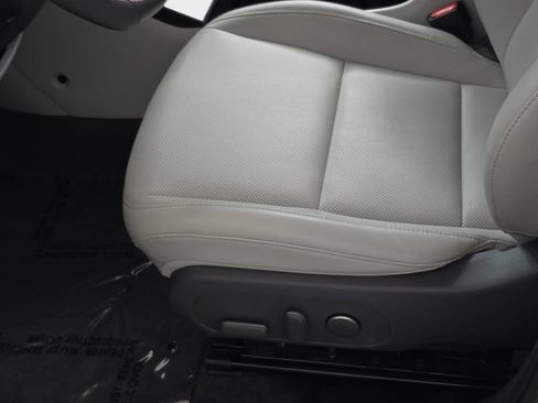 Used 2024 Hyundai Kona Limited AWD/4WD image 31