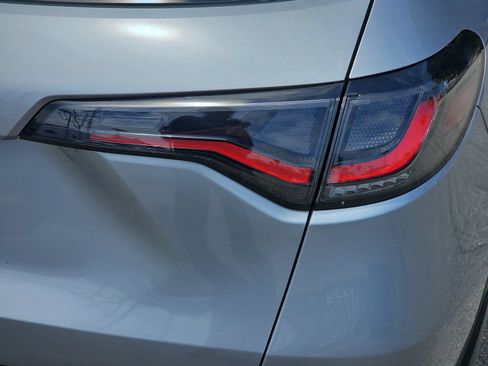 Certified 2025 Honda HR-V LX image 34