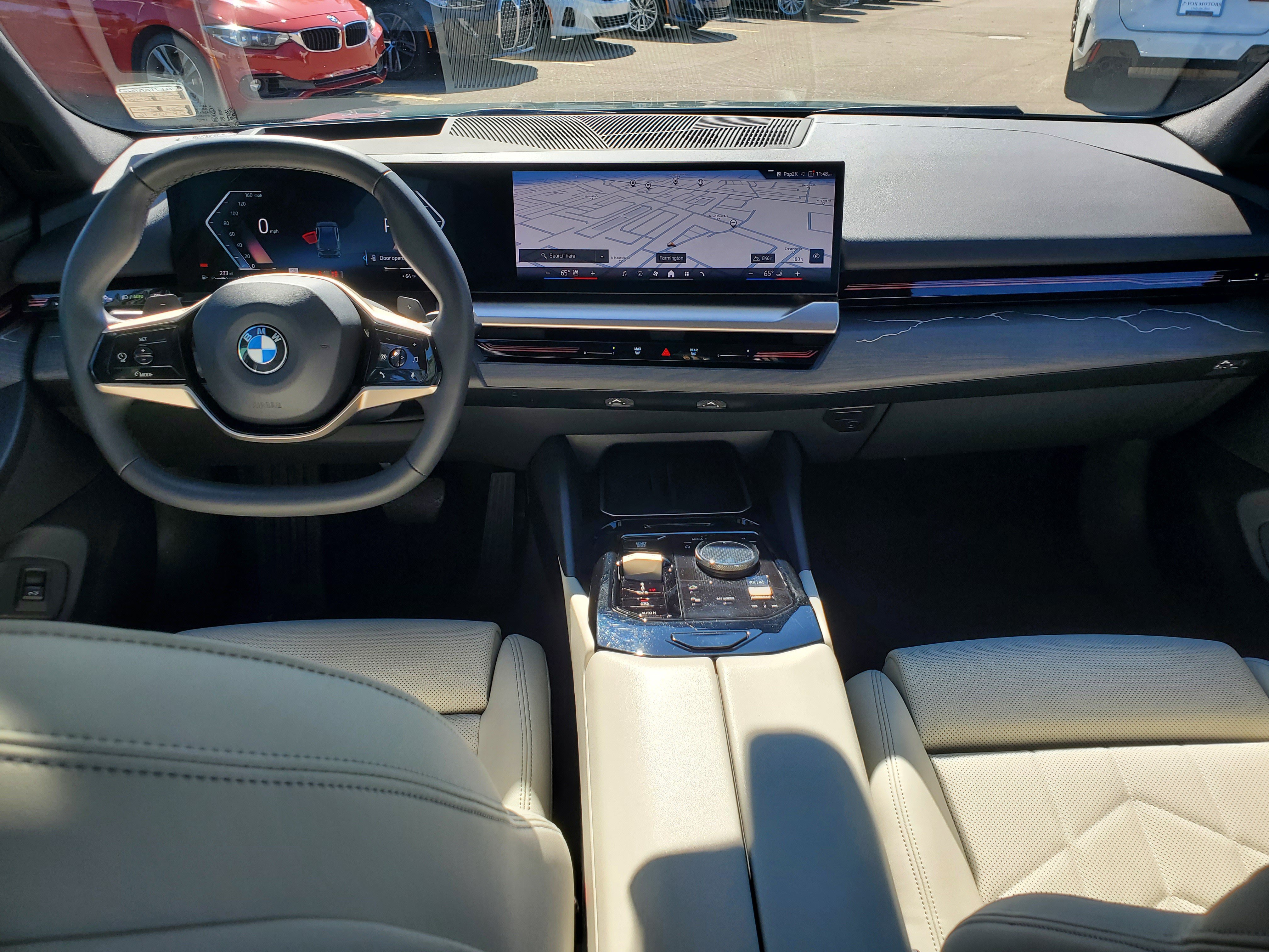 Certified 2024 BMW 530i xDrive w/ Premium Package AWD/4WD image 27