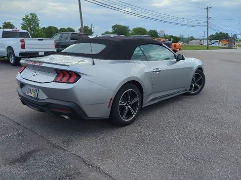 Used 2024 Ford Mustang Premium RWD image 27