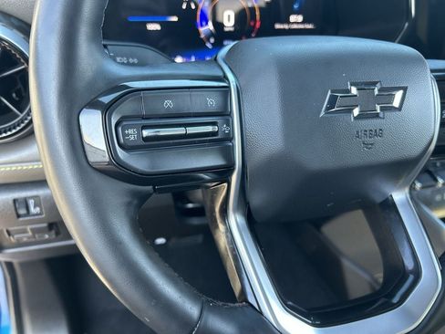 Used 2024 Chevrolet Colorado ZR2 w/ ZR2 Convenience Package III AWD/4WD image 20