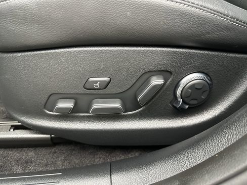 Certified 2024 Genesis G80 image 12