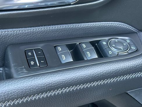 Certified 2023 GMC Yukon XL Denali AWD/4WD image 12