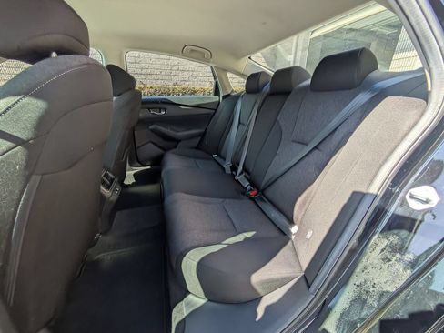 Used 2025 Honda Accord LX image 27