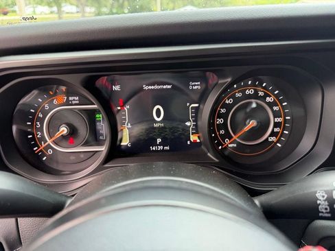 Used 2024 Jeep Wrangler Unlimited Rubicon 392 AWD/4WD image 17