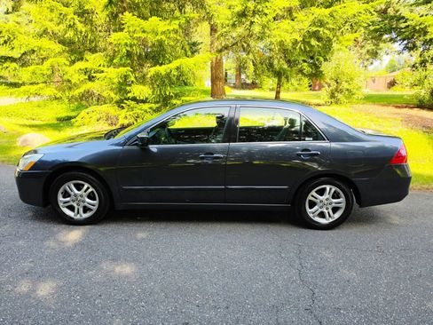 Used 2006 Honda Accord LX Special Edition image 2