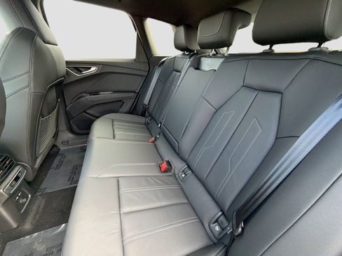 New 2026 Audi Q4 e-tron Premium Plus image 21