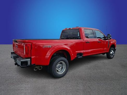 Used 2024 Ford F350 XLT w/ FX4 Off-Road Package AWD/4WD image 5