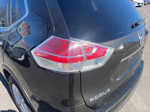 Used 2015 Nissan Rogue SV image 35