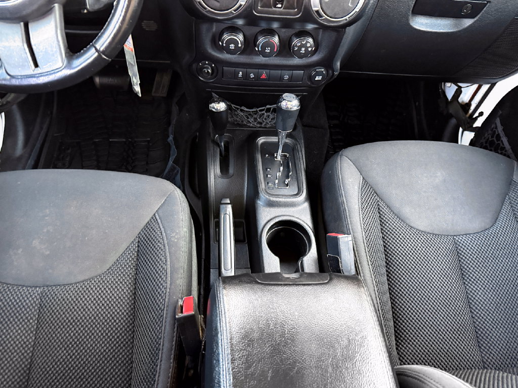 Used 2017 Jeep Wrangler Unlimited Sport AWD/4WD image 27