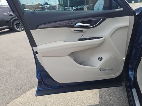 Used 2023 Buick Envision Avenir AWD/4WD image 12