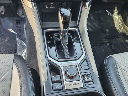 Used 2021 Subaru Forester Limited w/ Popular Package #3 image 33