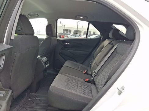 Certified 2023 Chevrolet Equinox LT AWD/4WD image 10