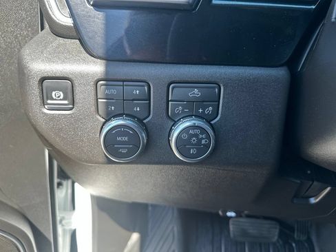 Used 2026 GMC Sierra 1500 Elevation AWD/4WD image 12