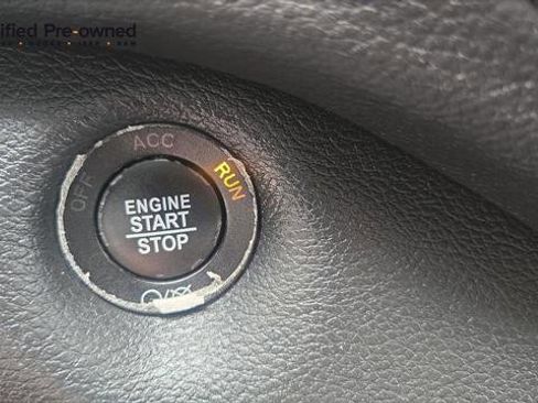 Certified 2019 Jeep Cherokee Limited AWD/4WD image 14