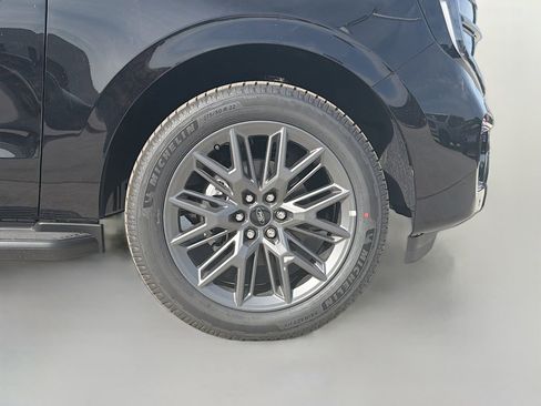 New 2026 Ford Expedition Platinum w/ Stealth Appearance Package AWD/4WD image 43