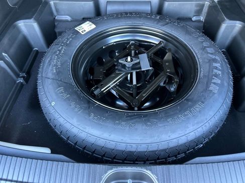 New 2026 Jeep Cherokee Laredo image 28