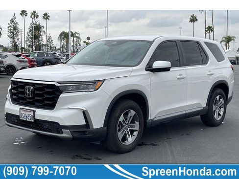 Certified 2023 Honda Pilot EX-L image 1