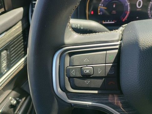 Used 2022 Jeep Wagoneer Series II AWD/4WD image 28
