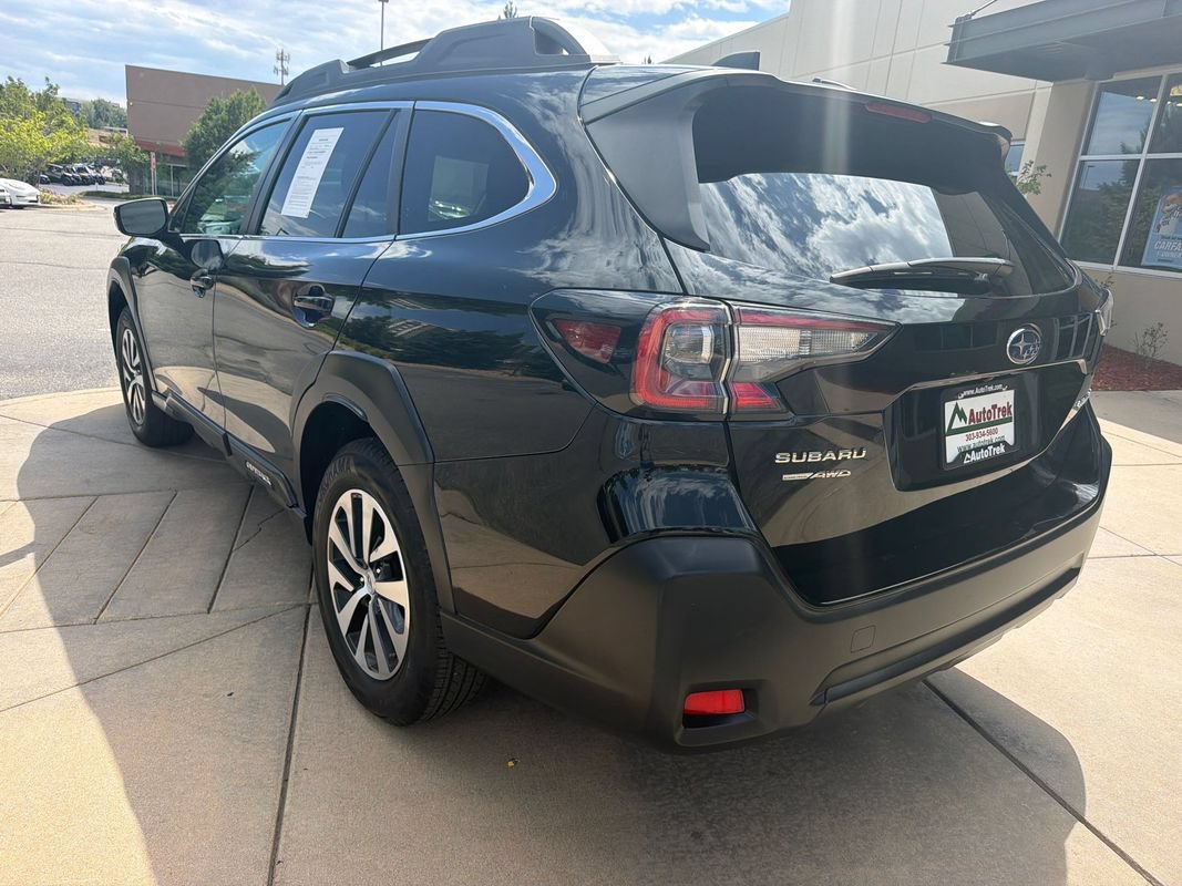 Used 2023 Subaru Outback Premium AWD/4WD image 8